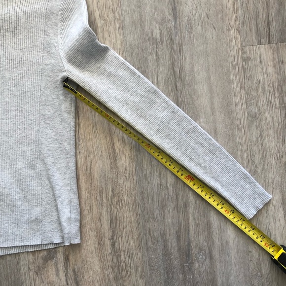 American Eagle ribbed mock neck sweater size S/M - Picture 4 of 4